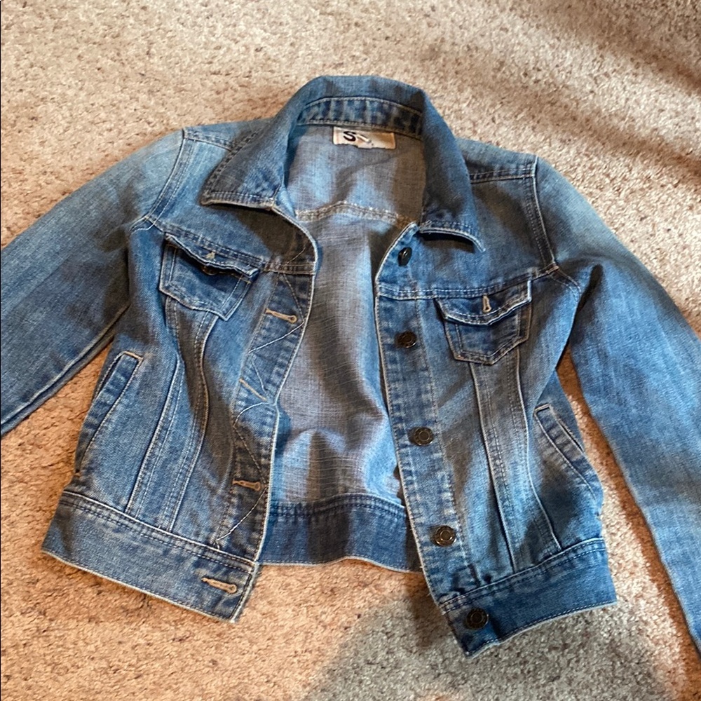 SO denim jacket